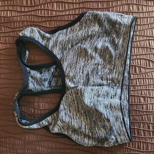 4 Sports bra small